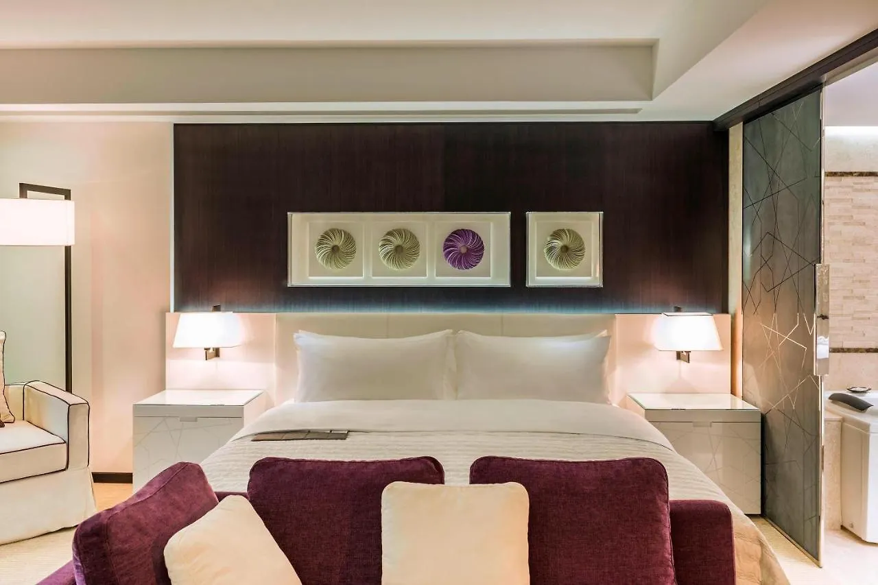 Le Meridien Dubai Hotel & Conference Centre United Arab Emirates