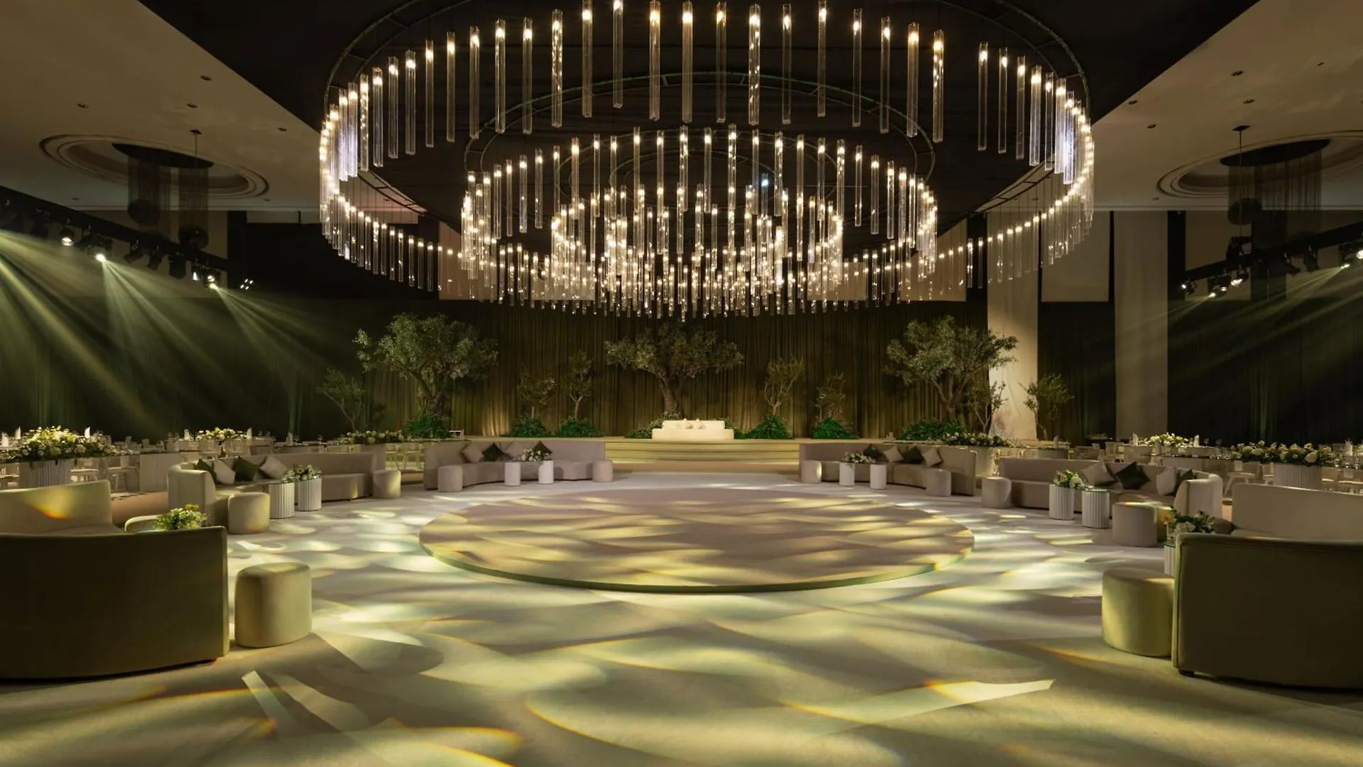 Le Meridien Dubai Hotel & Conference Centre