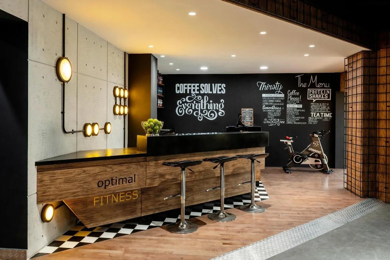 Le Meridien Dubai Hotel & Conference Centre 5*,  United Arab Emirates