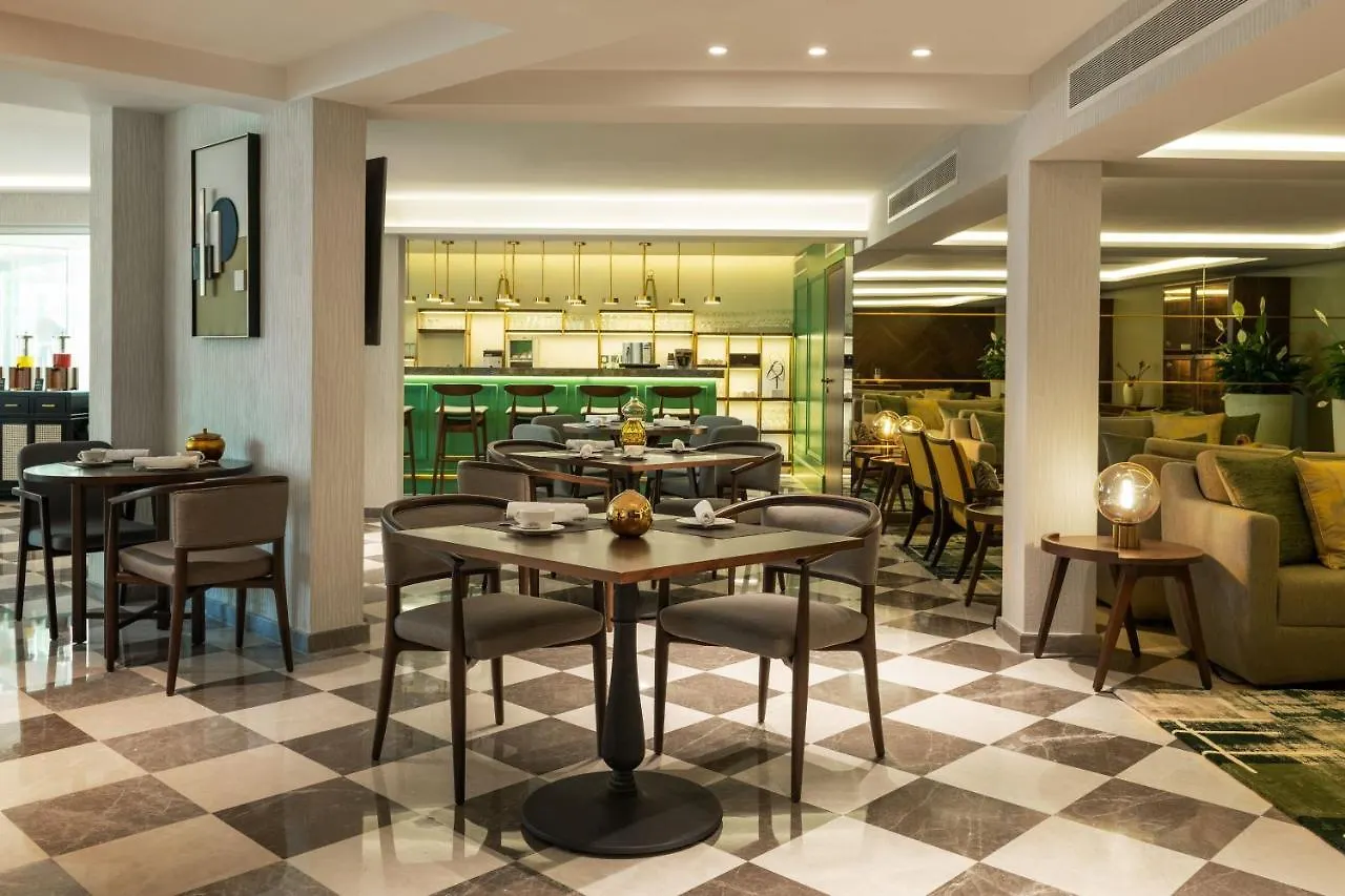 Le Meridien Dubai Hotel & Conference Centre United Arab Emirates