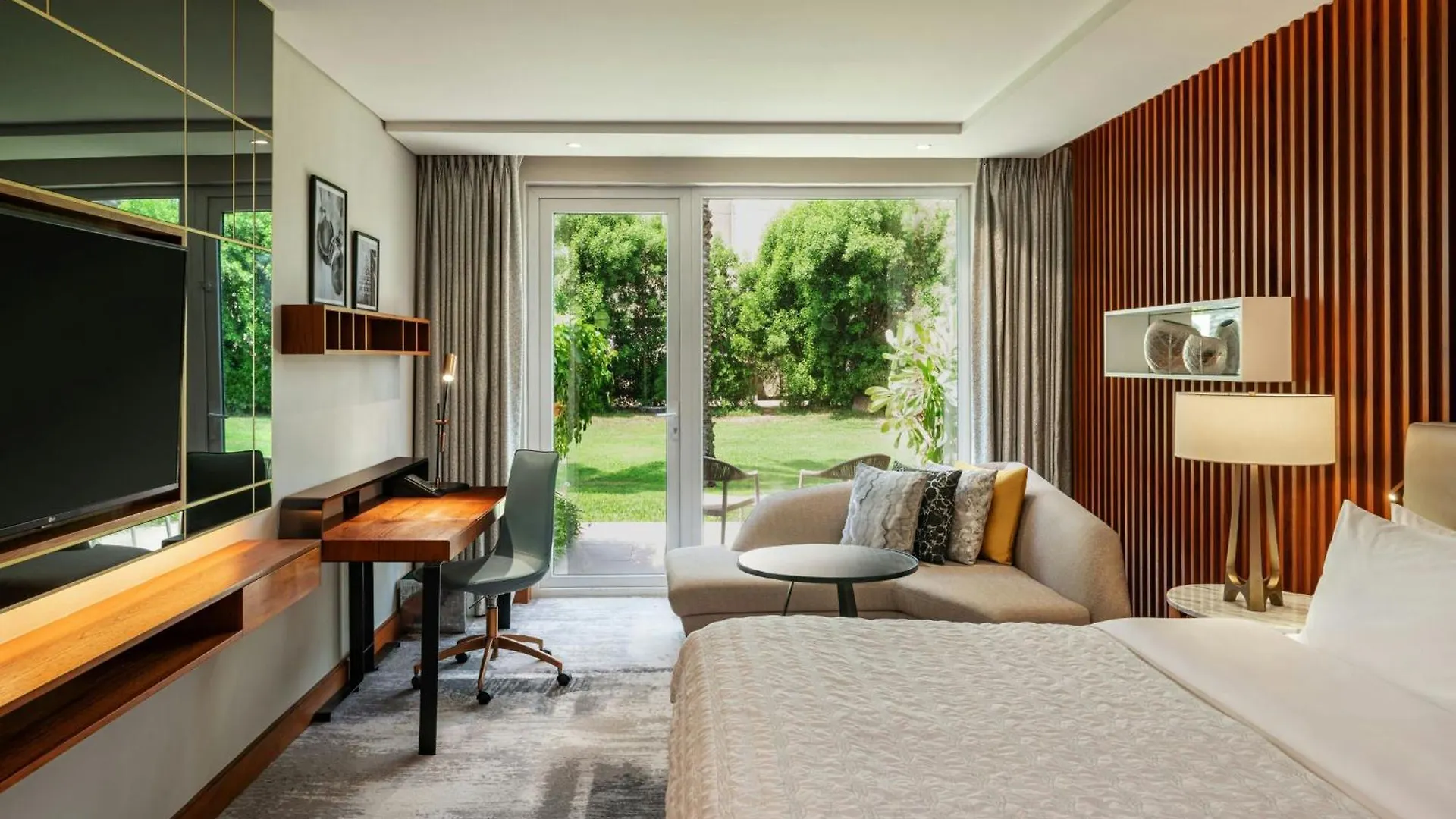 Le Meridien Dubai Hotel & Conference Centre United Arab Emirates
